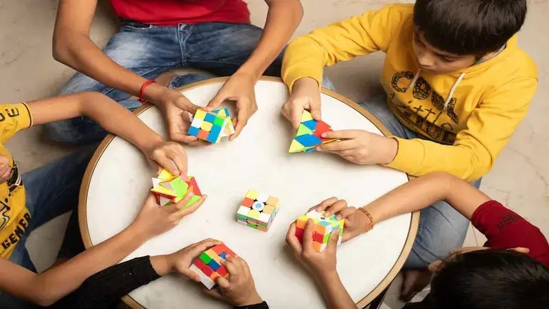 How to Solve the Second Layer of a Rubik’s Cube Easily